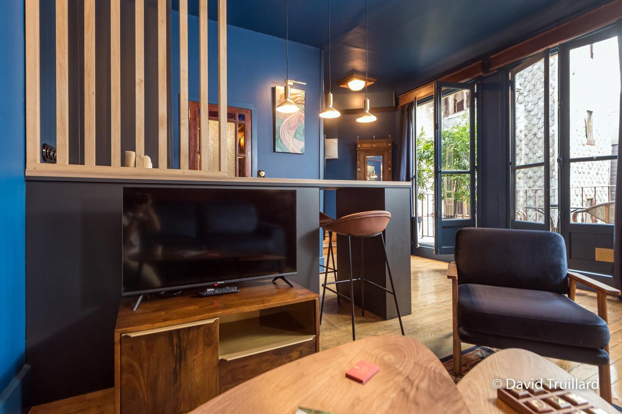 Suites Mana- Studio Art Ducal Avec Terrasse Sur L'Arriere De La Place Ducale Parking Inclus Charleville-Mézières Dış mekan fotoğraf